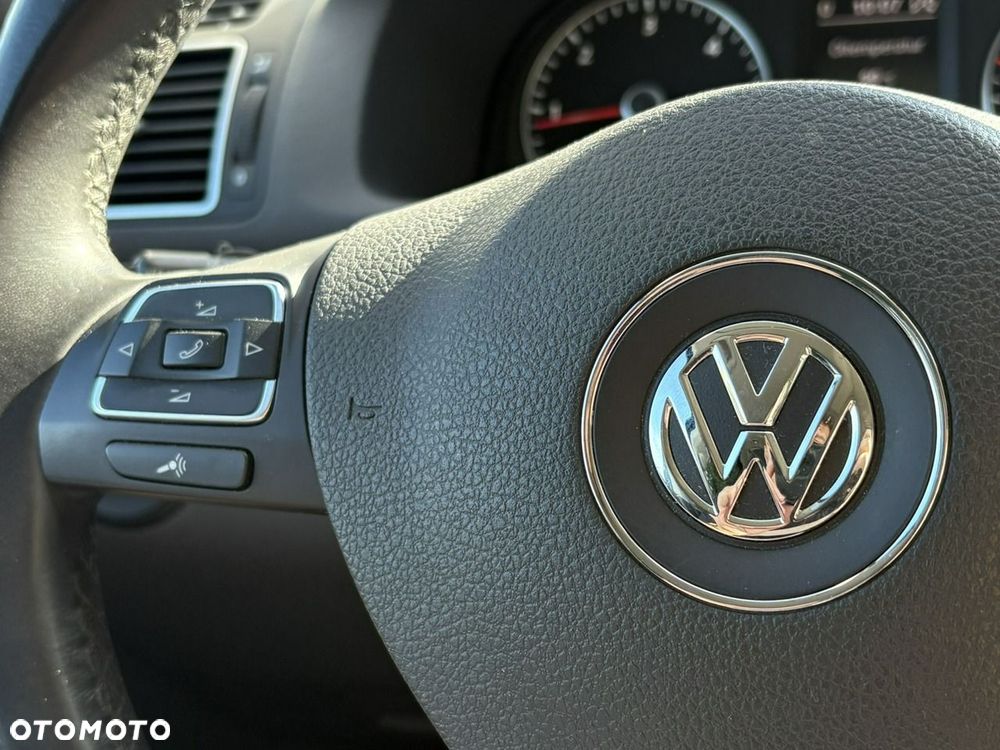 Volkswagen Touran 1.6 TDI DPF BlueMotion Technology DSG Cup - 32