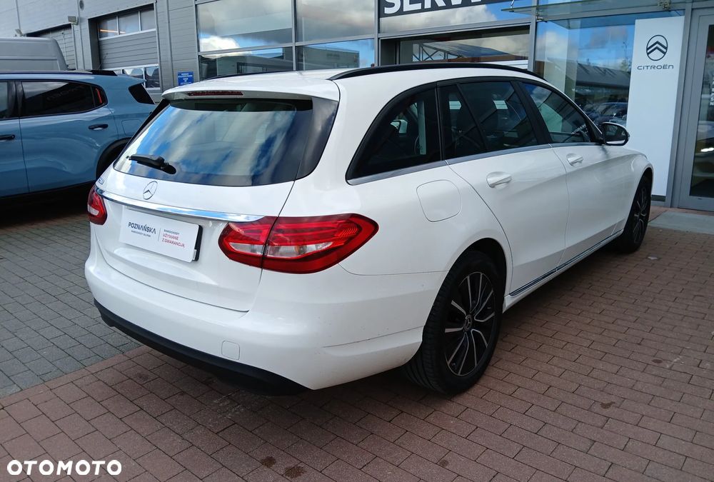 Mercedes-Benz Klasa C 300 7G-TRONIC - 9