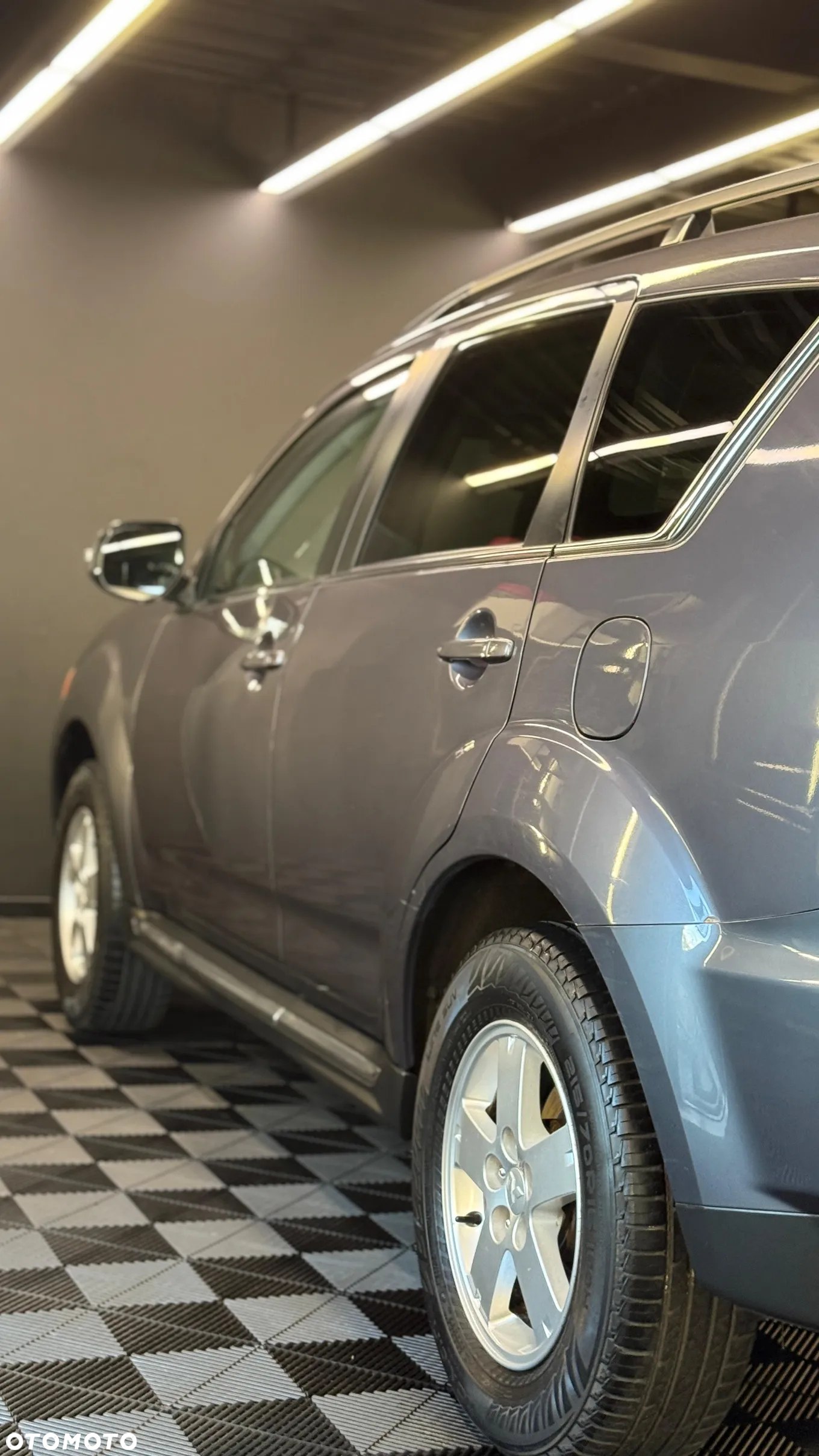 Mitsubishi Outlander 2.0 Intense + NAVI 2WD EU5 - 7