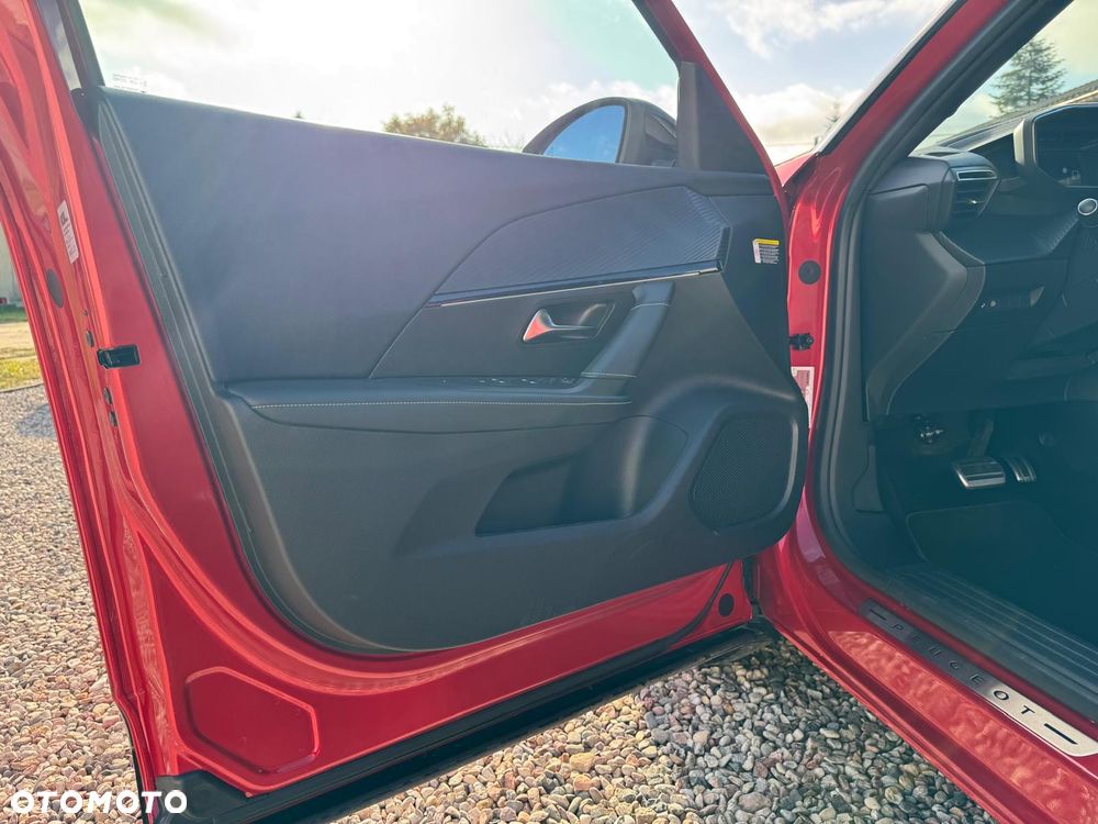 Peugeot 2008 1.2 PureTech GT Line S&S EAT8 - 21