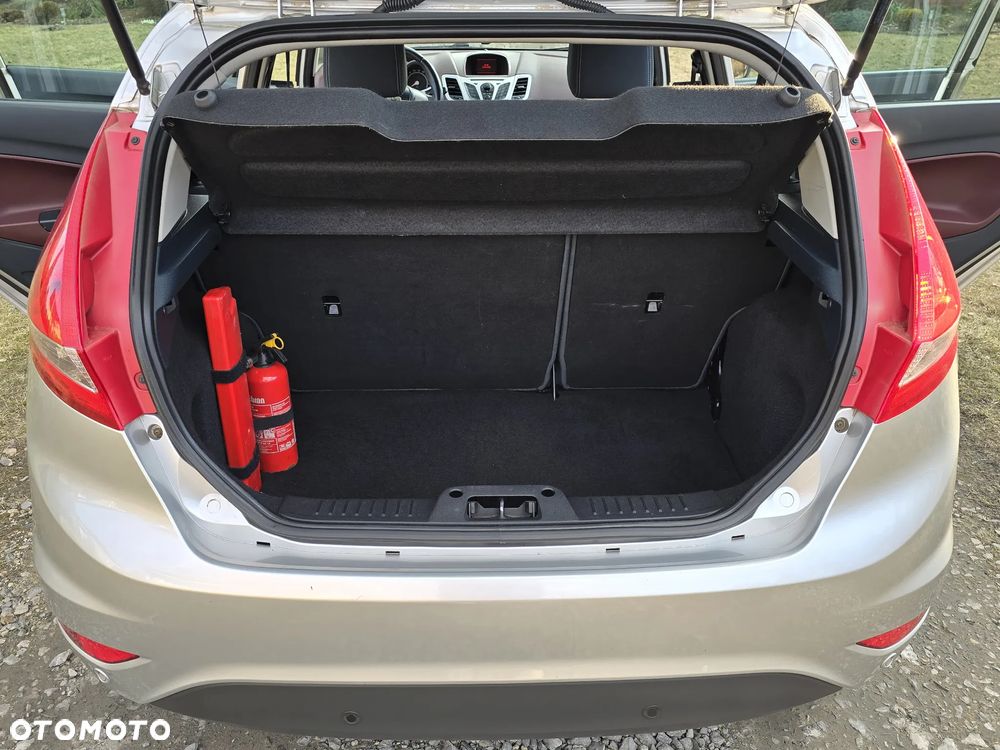 Ford Fiesta 1.4 Titanium - 30