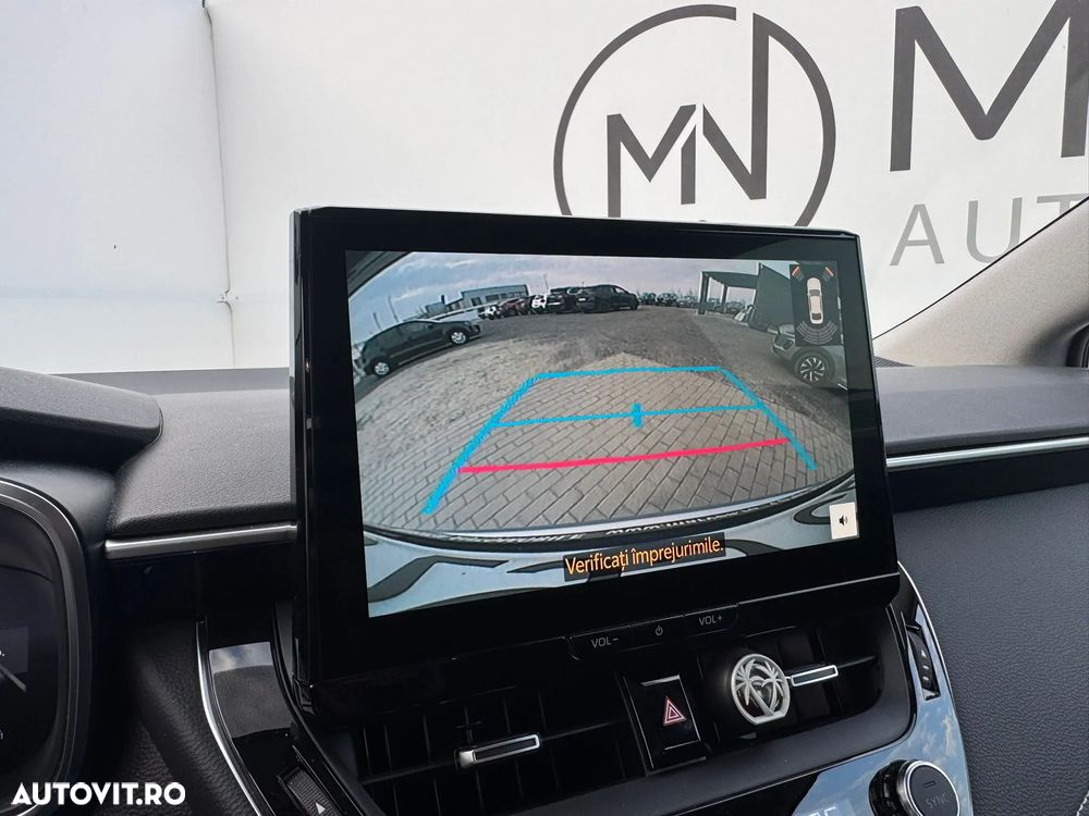 Toyota Corolla 1.8 HSD Dynamic - 16