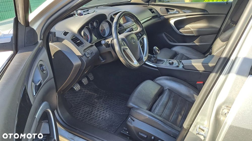 Opel Insignia - 16