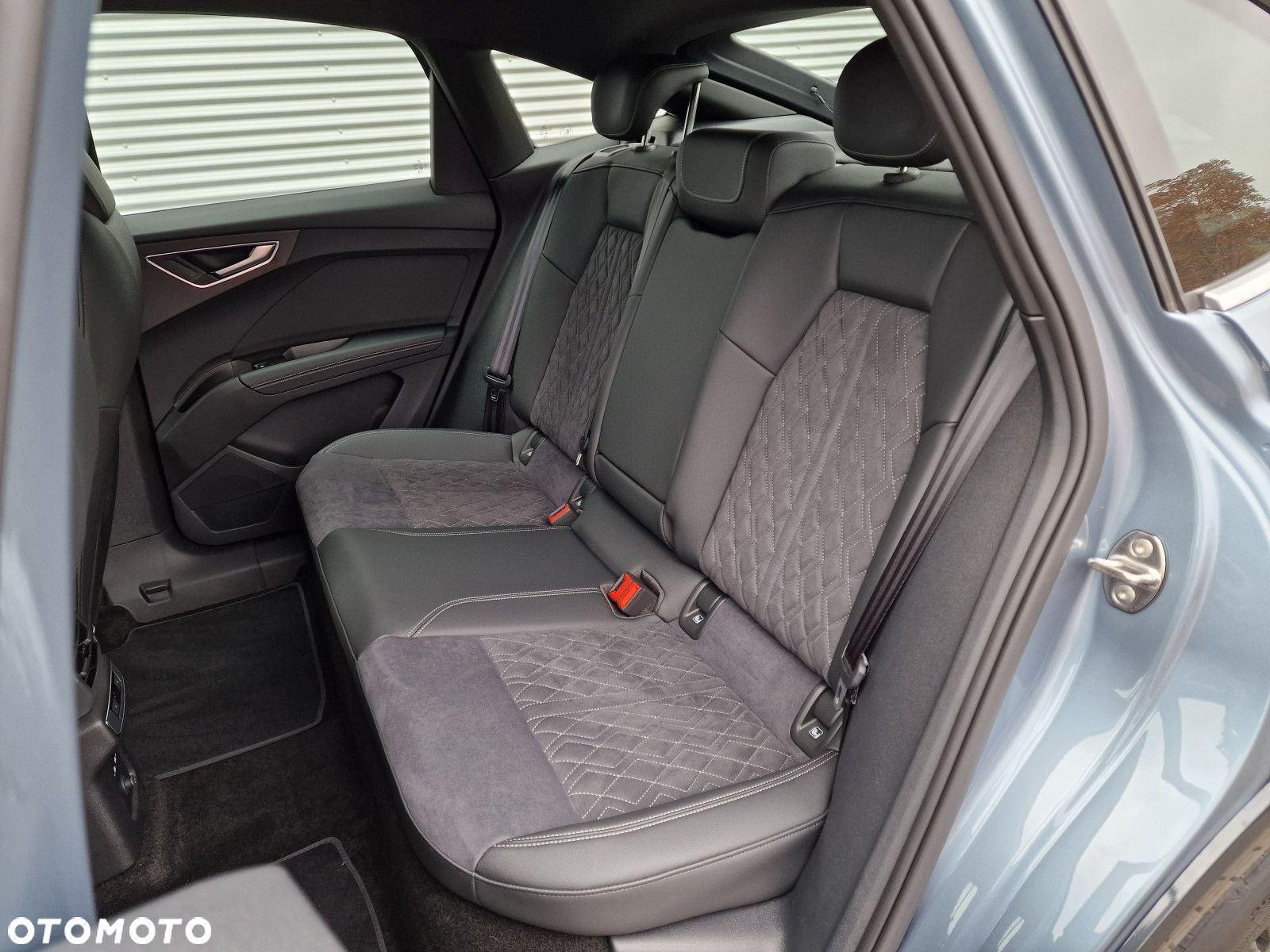 Audi Q4 Sportback e-tron - 16