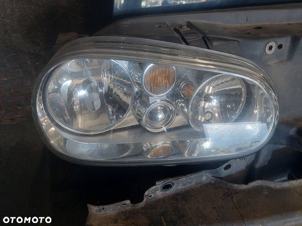 KOMPLETNY PRZÓD MASKA ZDERZAK LAMPY PAS VOLKSWAGEN GOLF IV L041 ID: 236182 - 8