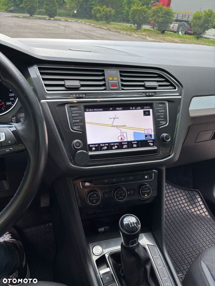 Volkswagen Tiguan - 10