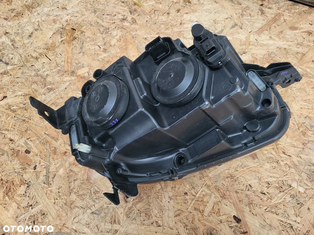 Lampa przednia lewa Citroen C3 III - 6