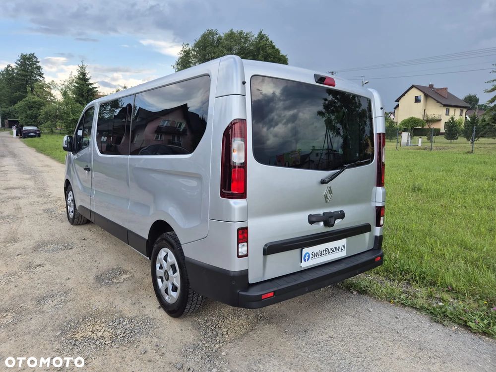 Renault Trafic - 2