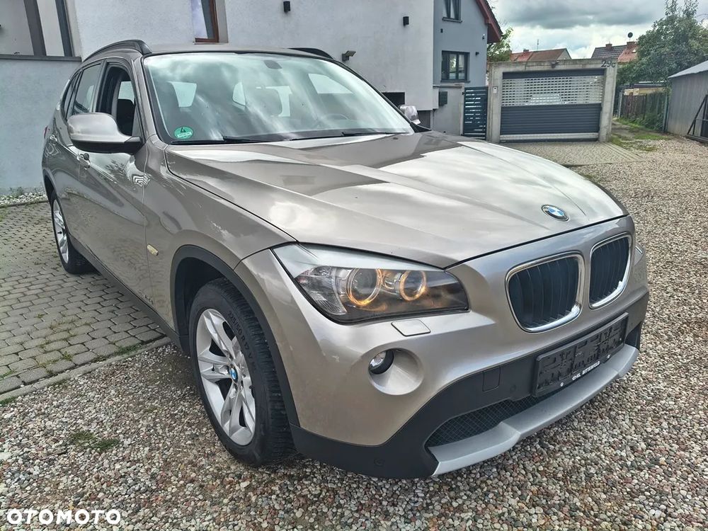 BMW X1 xDrive18d - 10