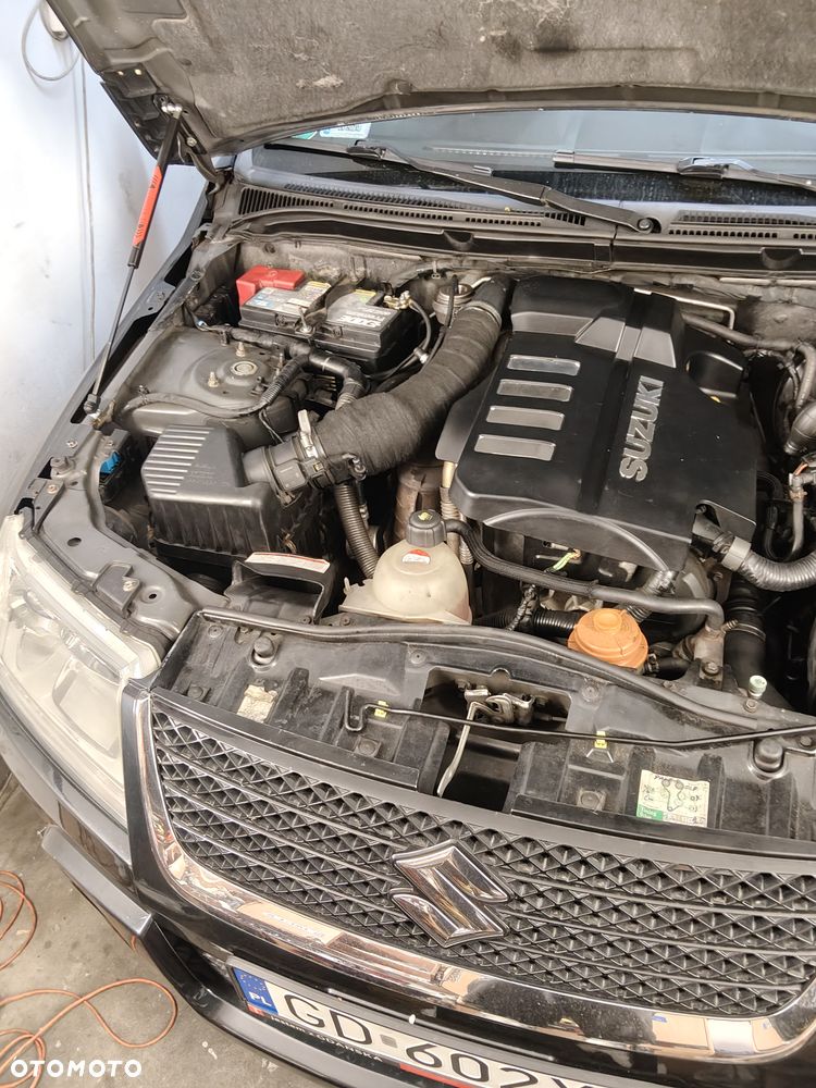 Suzuki Grand Vitara 1.9 DDiS - 11