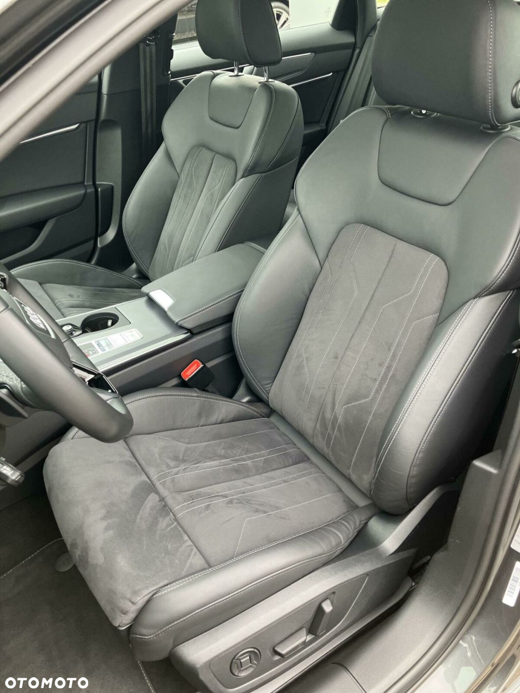 Audi A6 - 12