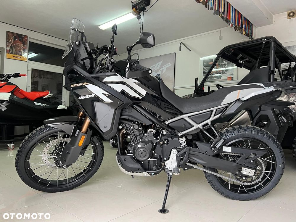 CFMoto 450MT - 2