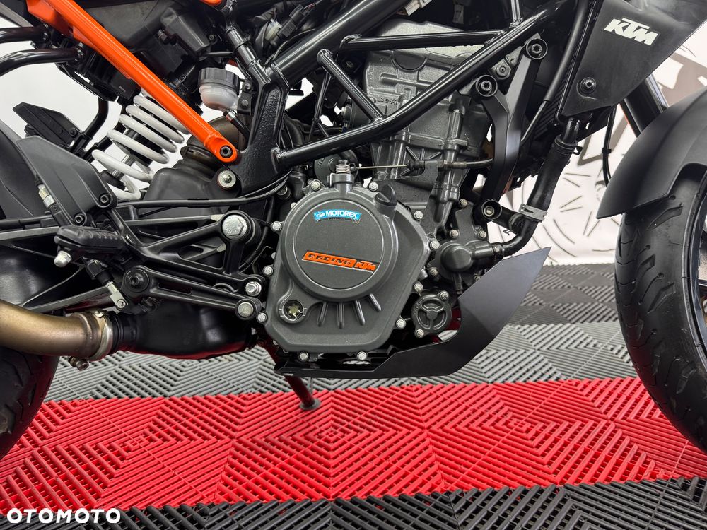 KTM Duke - 38