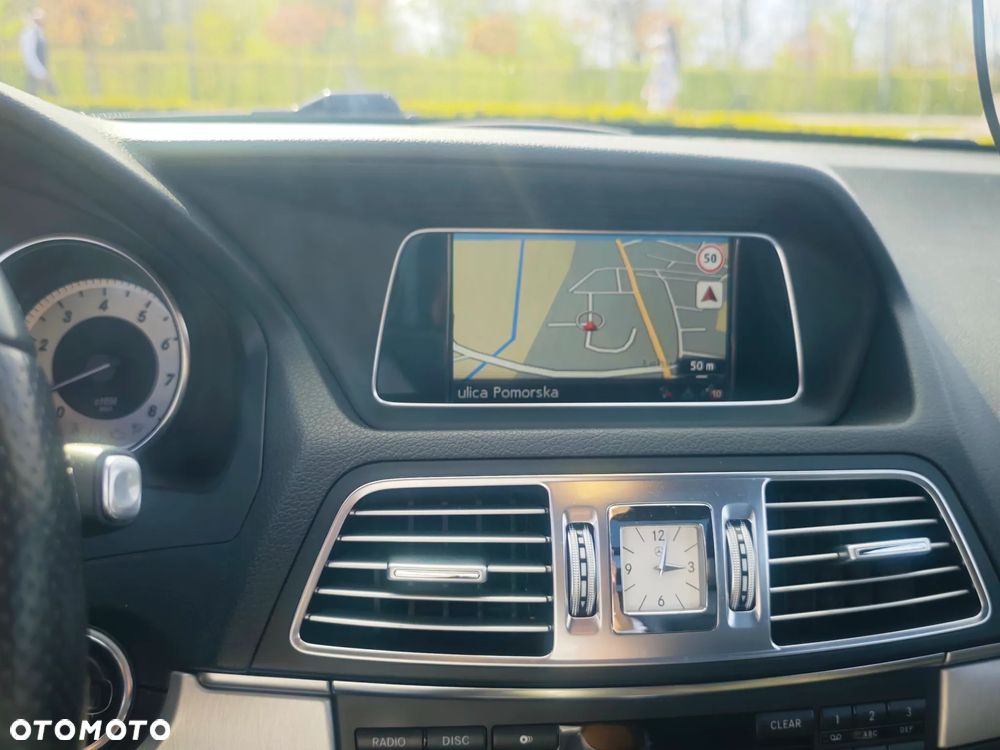 Mercedes-Benz Klasa E 250 7G-TRONIC - 29