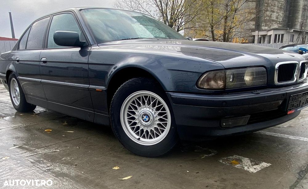 BMW Seria 7 - 7