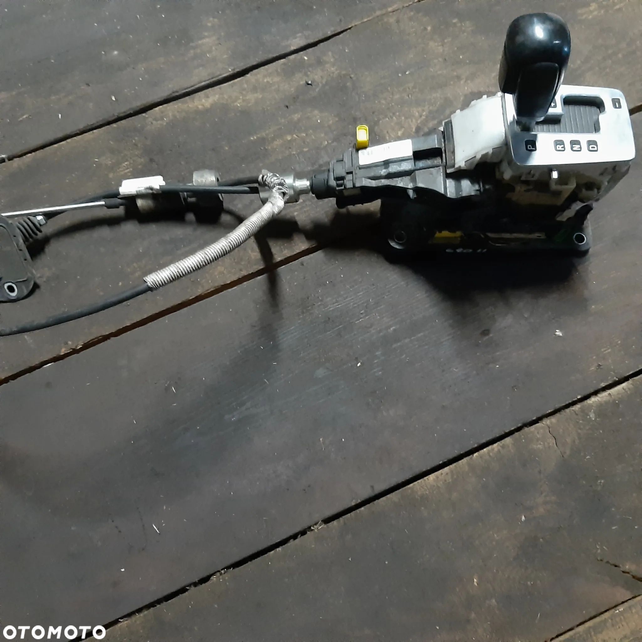 Lewarek Wybierak  Biegów Automat Linka Volvo S80 V70 XC70 07-015 - 1
