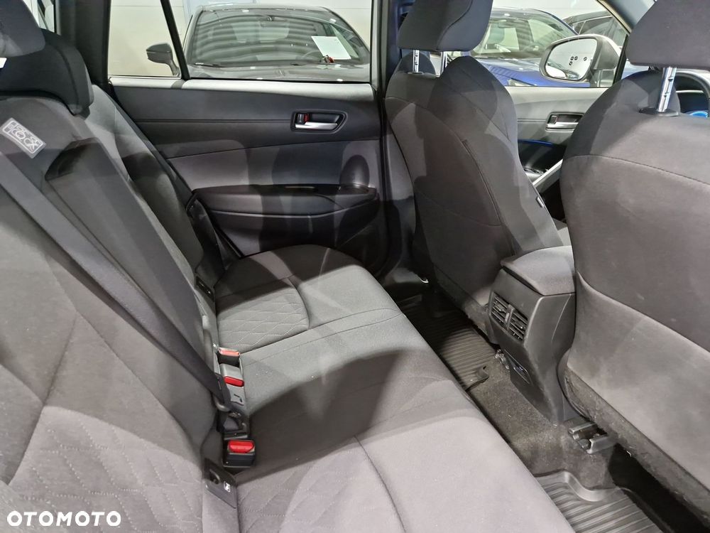 Toyota Corolla Cross - 10