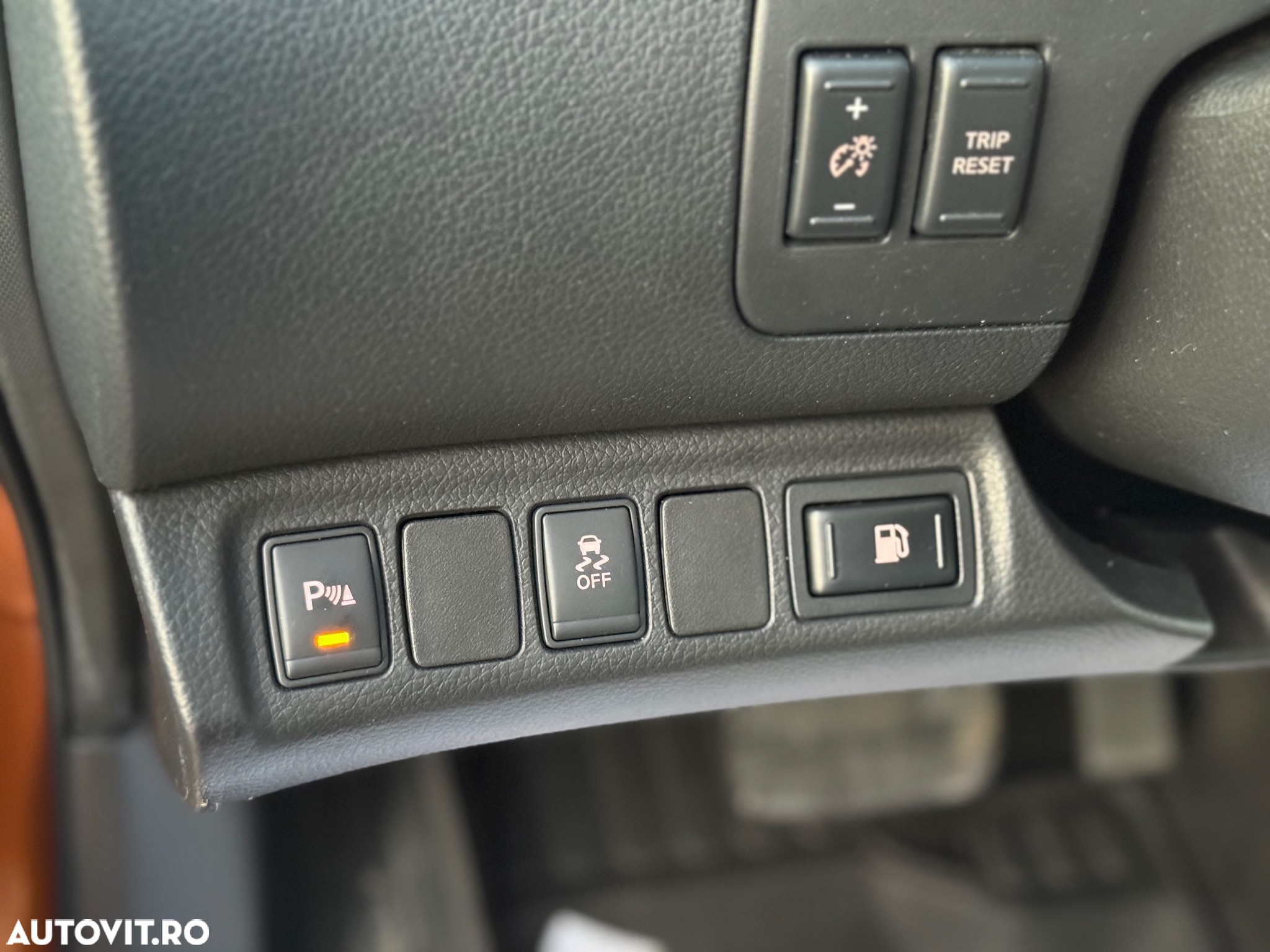 Nissan Navara DC 4x4 Autm. N-Connecta - 16