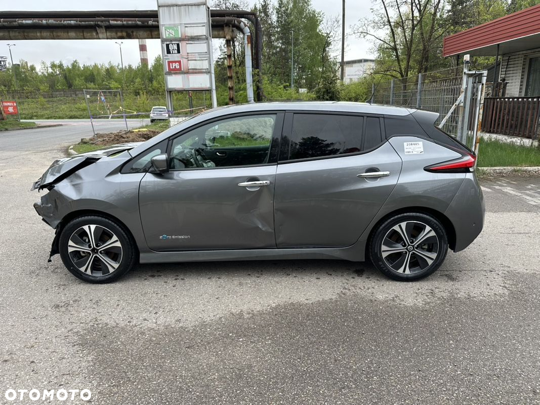 Nissan Leaf 40kWh Tekna - 4