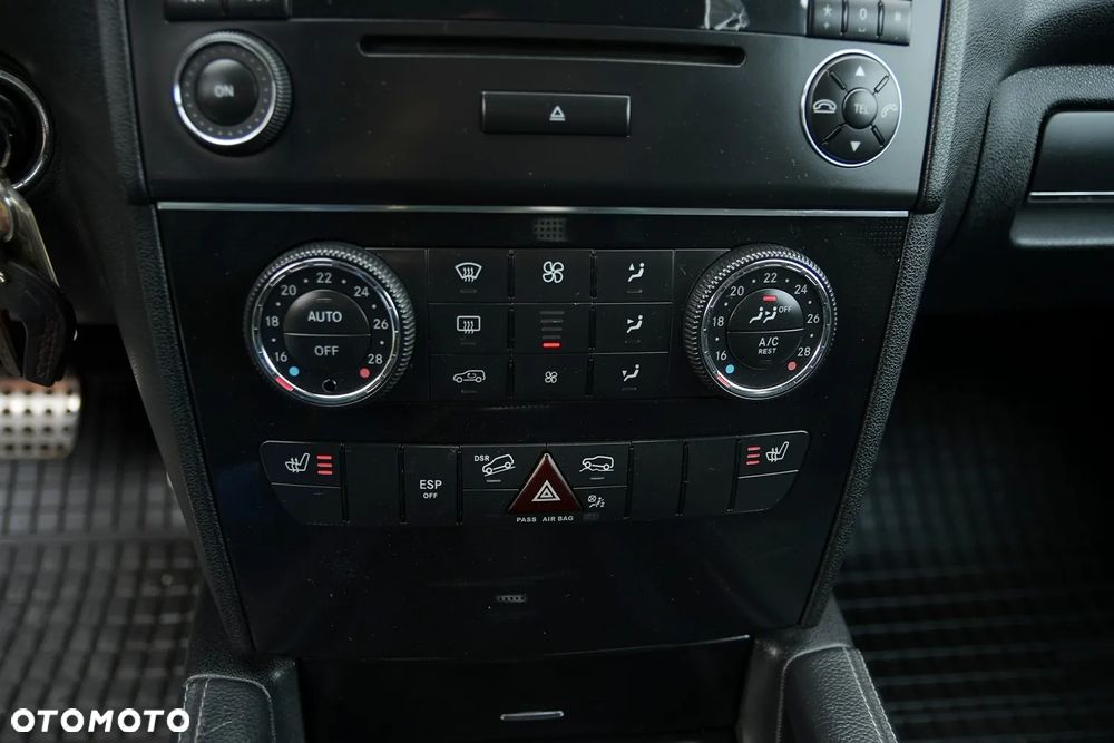 Mercedes-Benz ML - 28