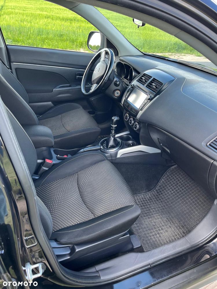 Mitsubishi ASX - 12