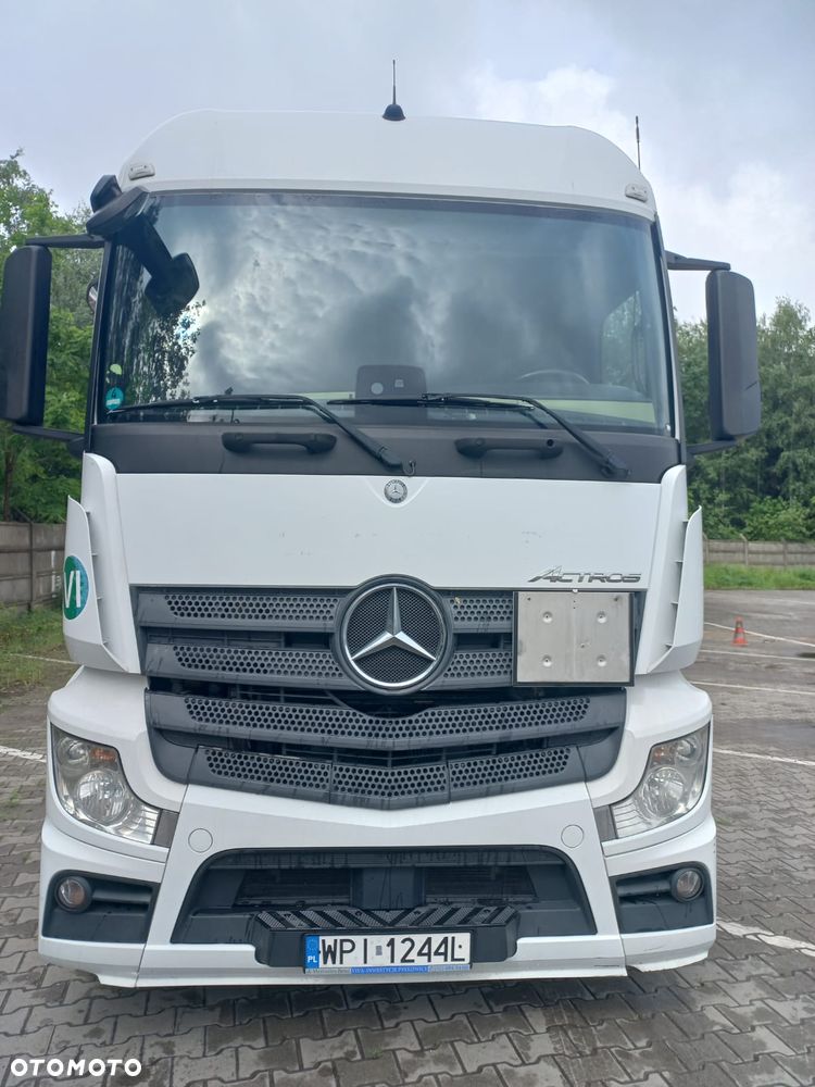 Mercedes-Benz Actros - 1