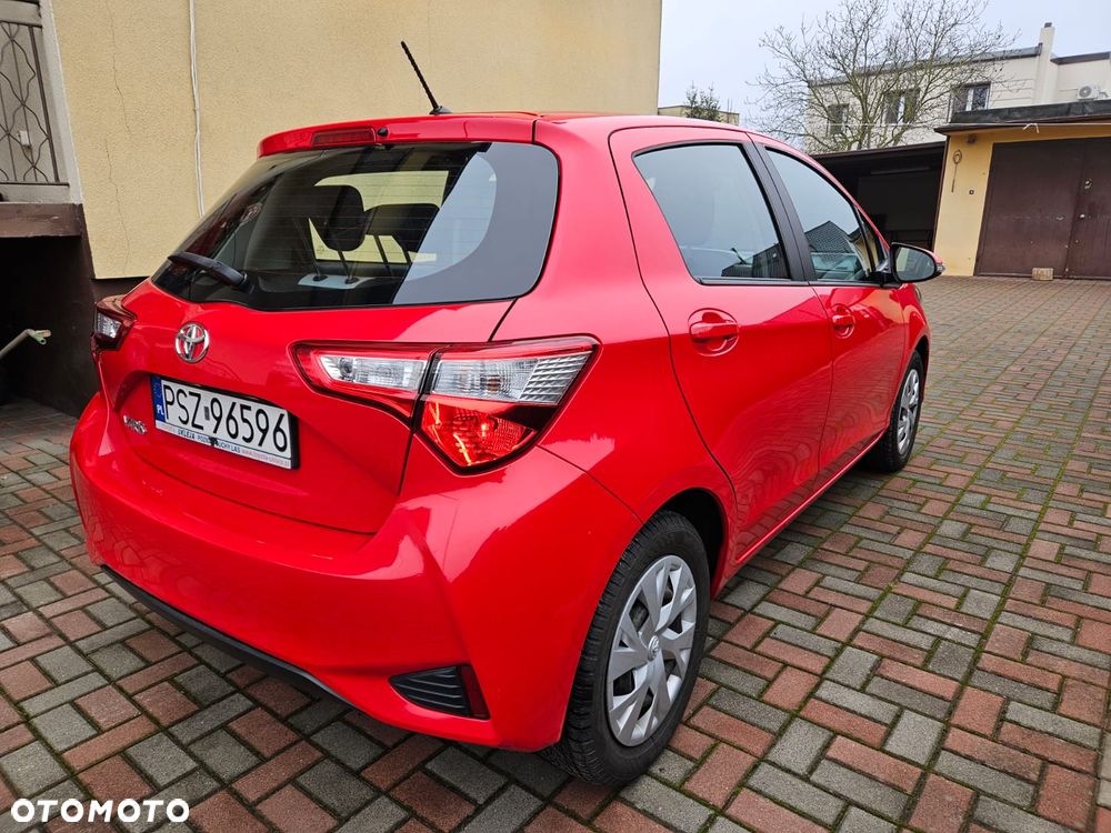 Toyota Yaris 1.5 Premium - 4