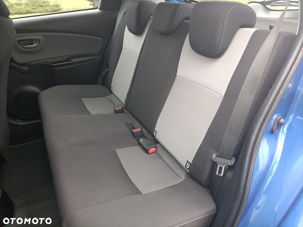 Toyota Yaris - 11