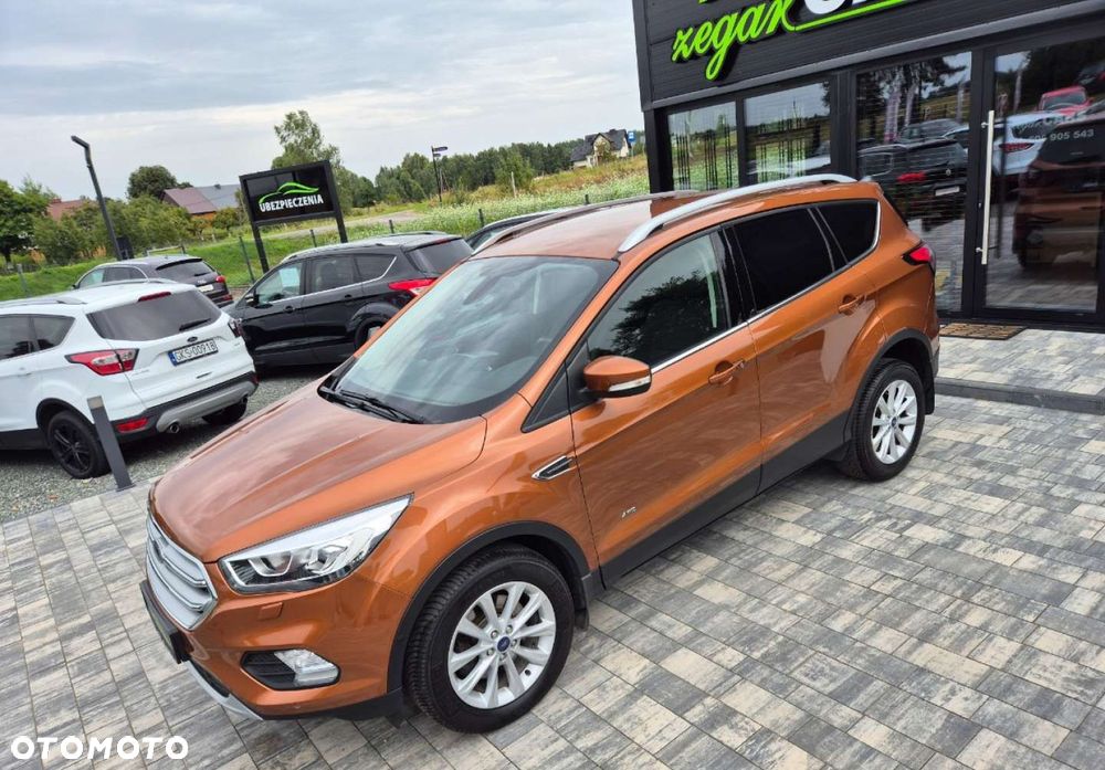 Ford Kuga - 25