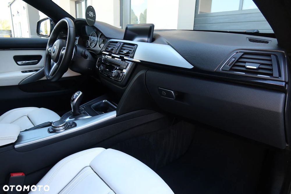 BMW Seria 4 435i xDrive M Sport - 23
