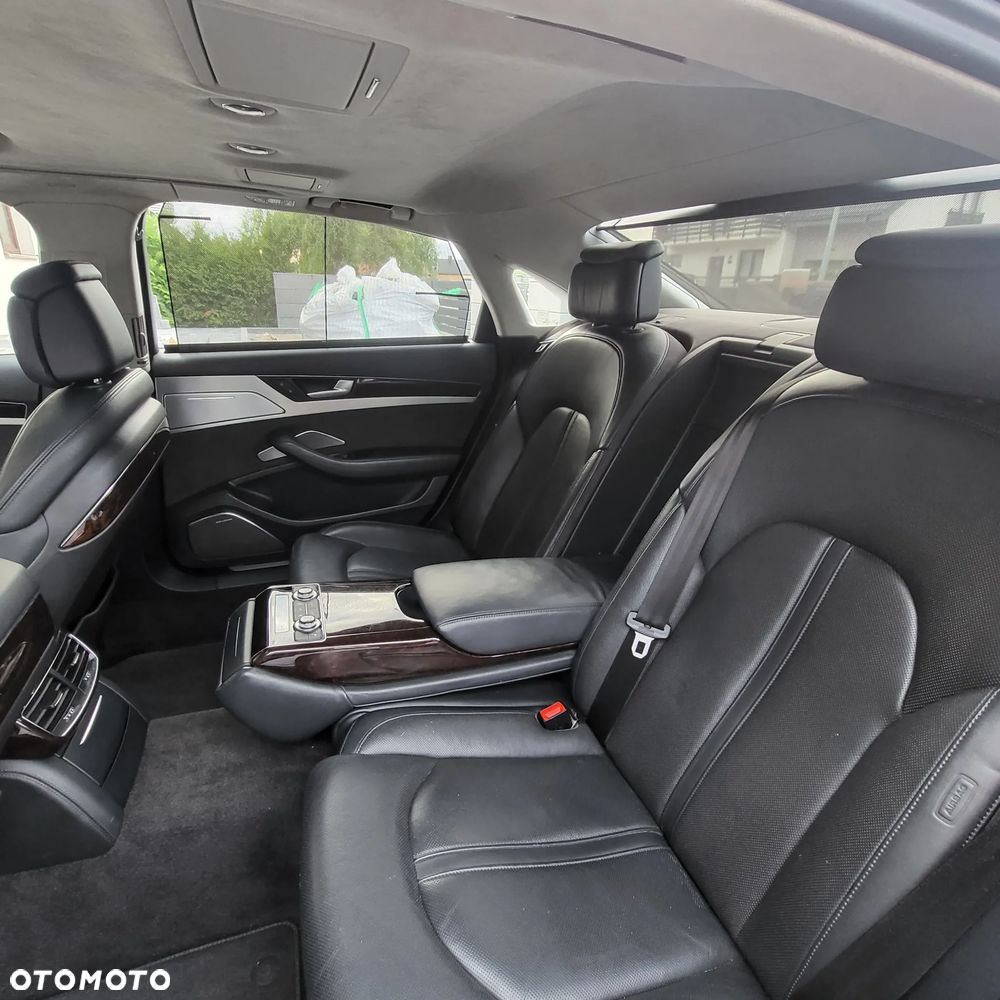 Audi A8 - 24