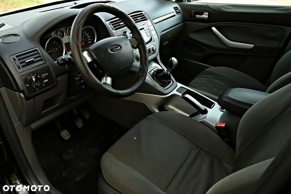Ford Kuga 2.0 TDCi 2x4 Trend - 6