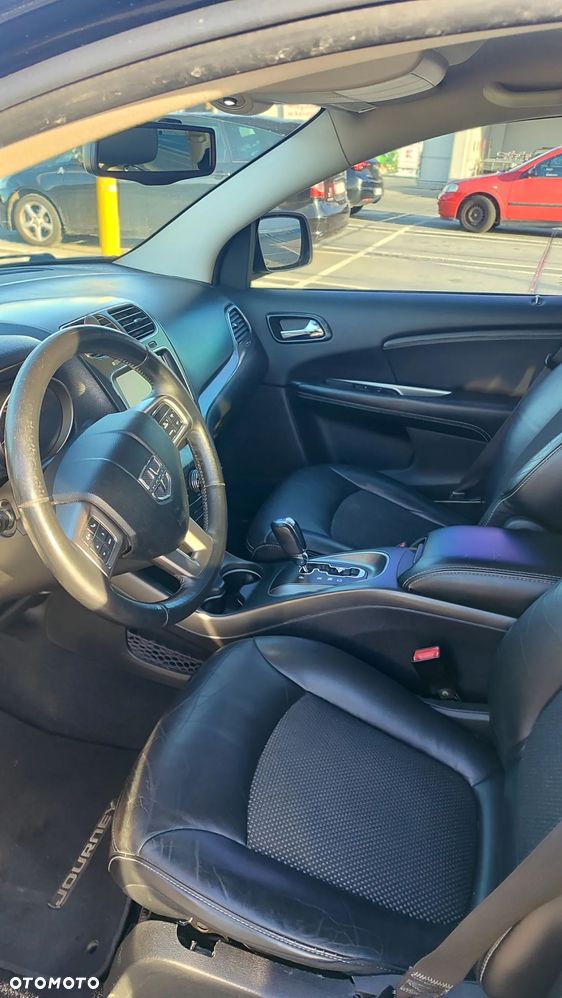 Dodge Journey - 10
