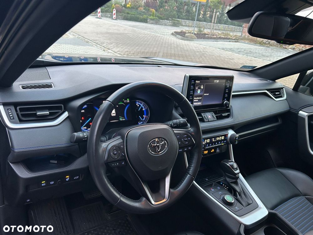 Toyota RAV4 - 7