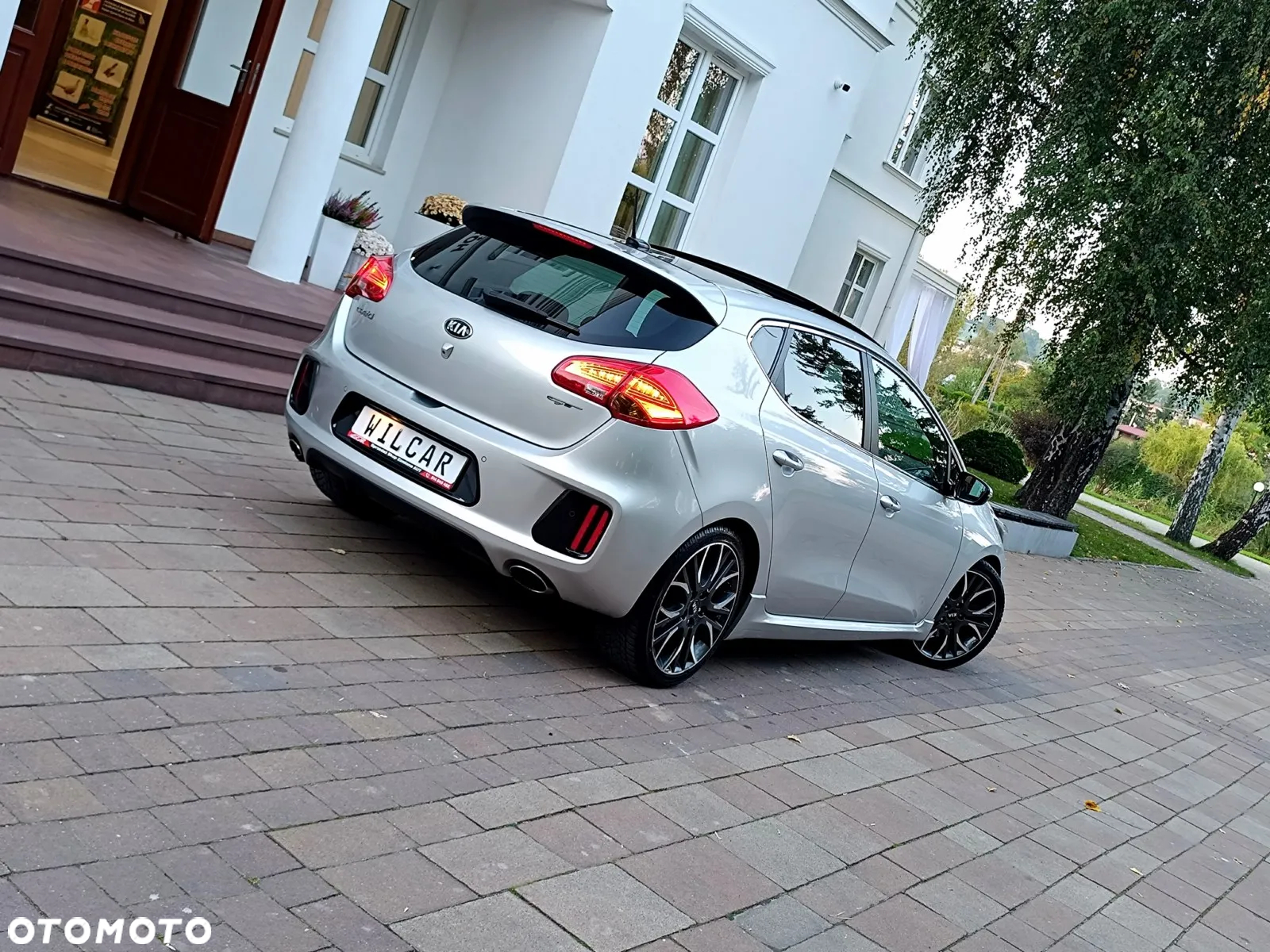Kia Ceed Cee'd 1.6 T-GDI GT XL - 39