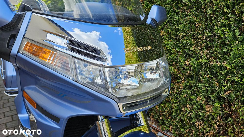 Honda GL - 8
