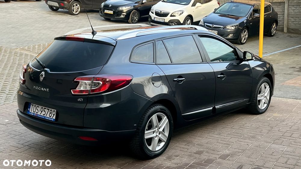 Renault Megane ENERGY dCi 110 Start & Stop Paris Business - 4