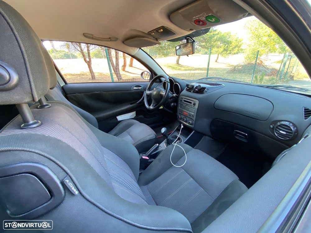 Alfa Romeo 147 1.6 TS - 15