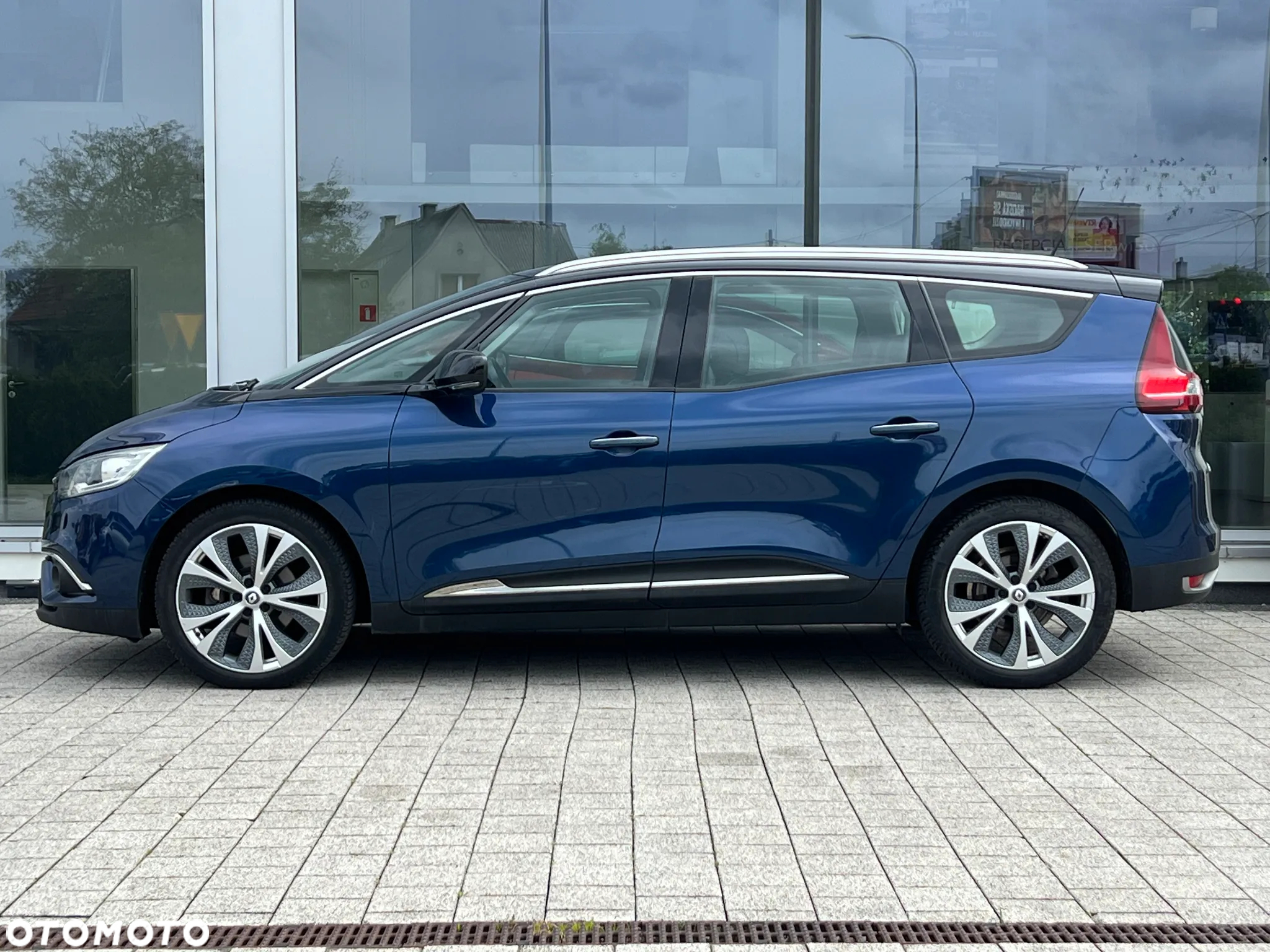 Renault Scenic 1.6 dCi Intens - 4