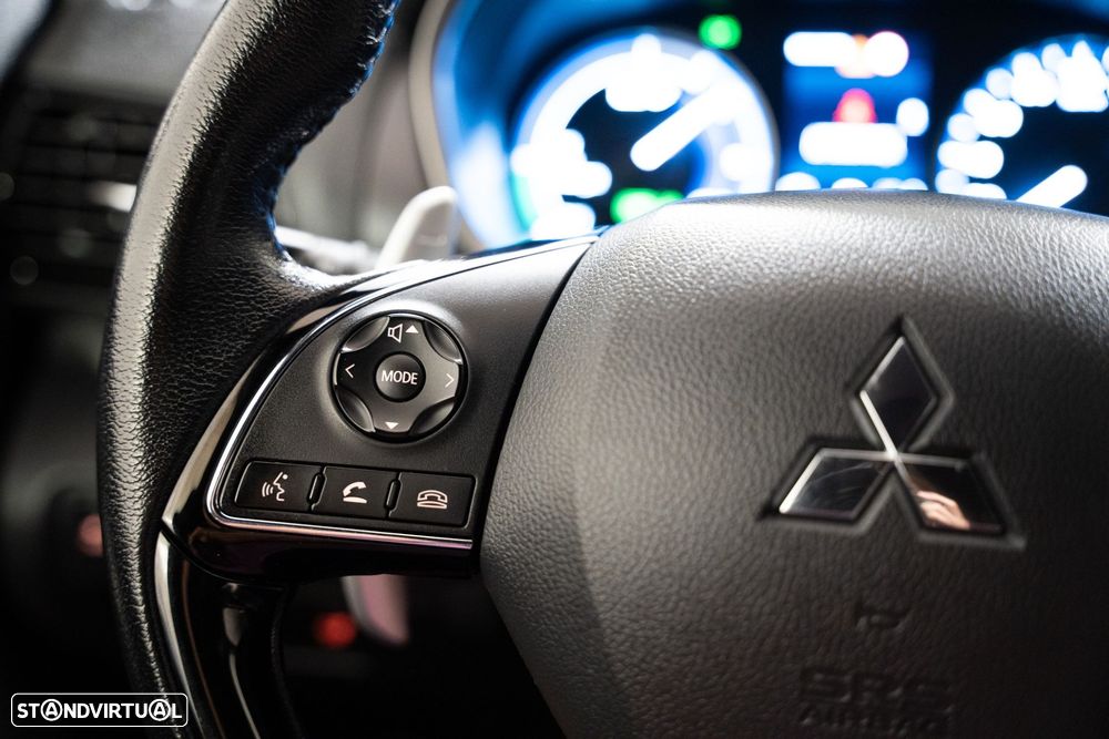 Mitsubishi Eclipse Cross 2.4 PHEV eMotion - 16