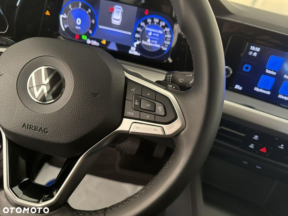 Volkswagen Golf - 26