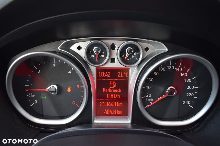Ford Kuga 2.0 TDCi 2x4 Titanium - 19