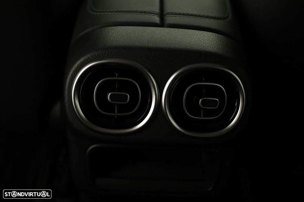 Mercedes-Benz GLC 300 de 4Matic 9G-TRONIC AMG Line - 24