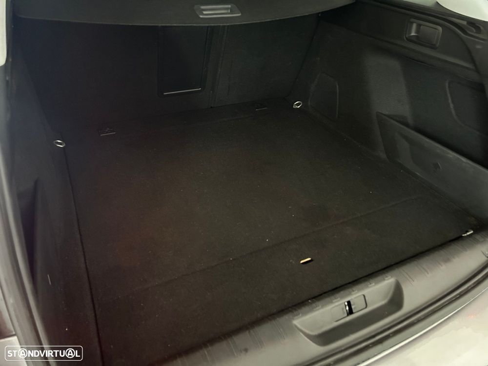 Peugeot 308 SW 1.5 BlueHDi Allure Pack EAT8 - 27