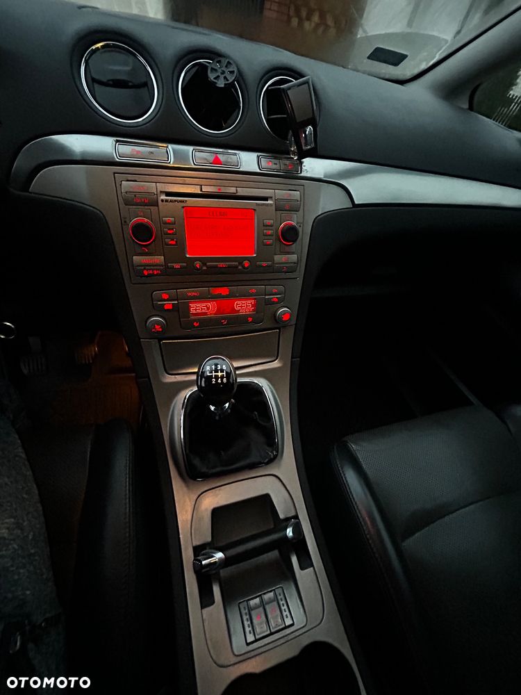 Ford S-Max 2.0 TDCi Titanium - 12