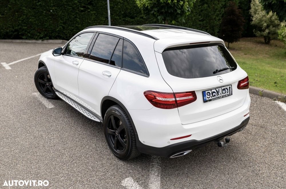 Mercedes-Benz GLC 220 d 4MATIC 9G-TRONIC AMG Line - 3