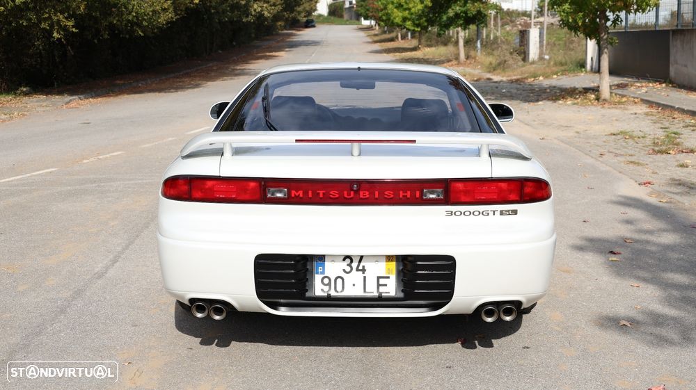 Mitsubishi 3000 GT - 6