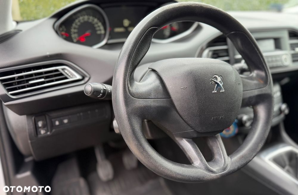 Peugeot 308 1.6 BlueHDi Active S&S - 34