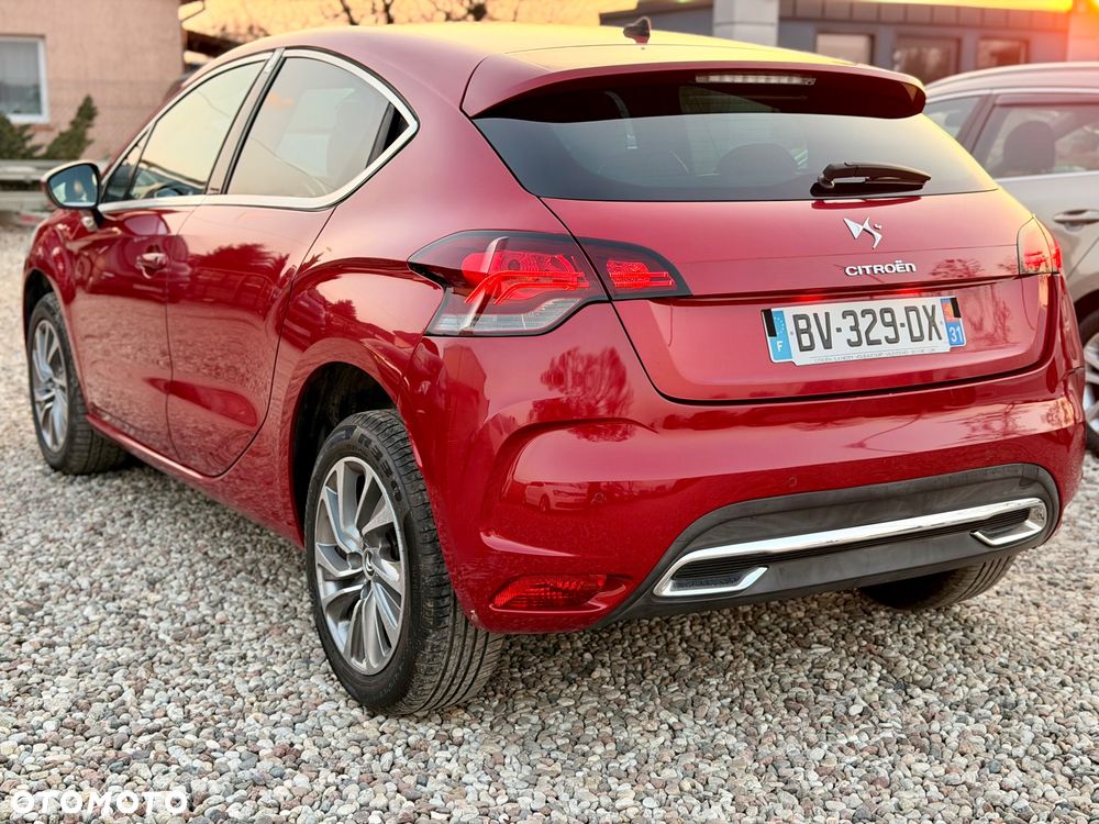 Citroën DS4 1.6 THP SoChic MCP - 4