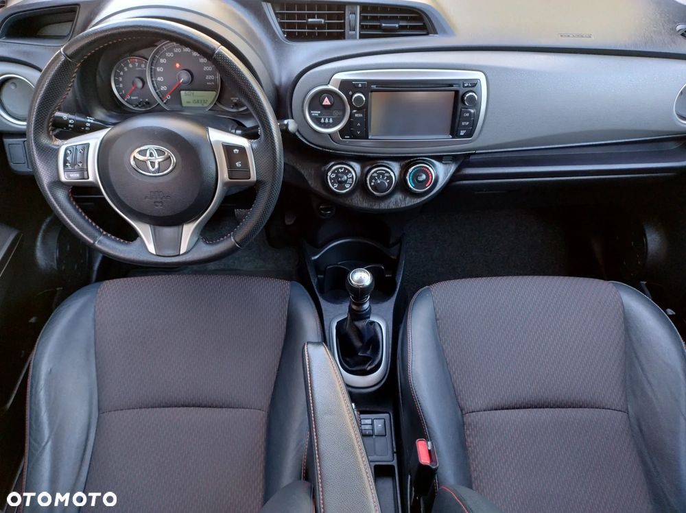 Toyota Yaris 1.33 VVT-i Comfort - 26
